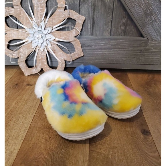 NWOT Crocs CLASSIC FUR SURE Tie Dye Colored Lined Clog Shoes Womens 7 / Mens 5 - Picture 2 of 7